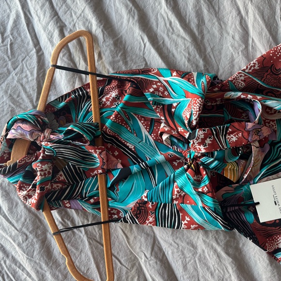 THE WHITE LOTUS MATTE SILK HALTER MAXI DRESS - Picture 7 of 10